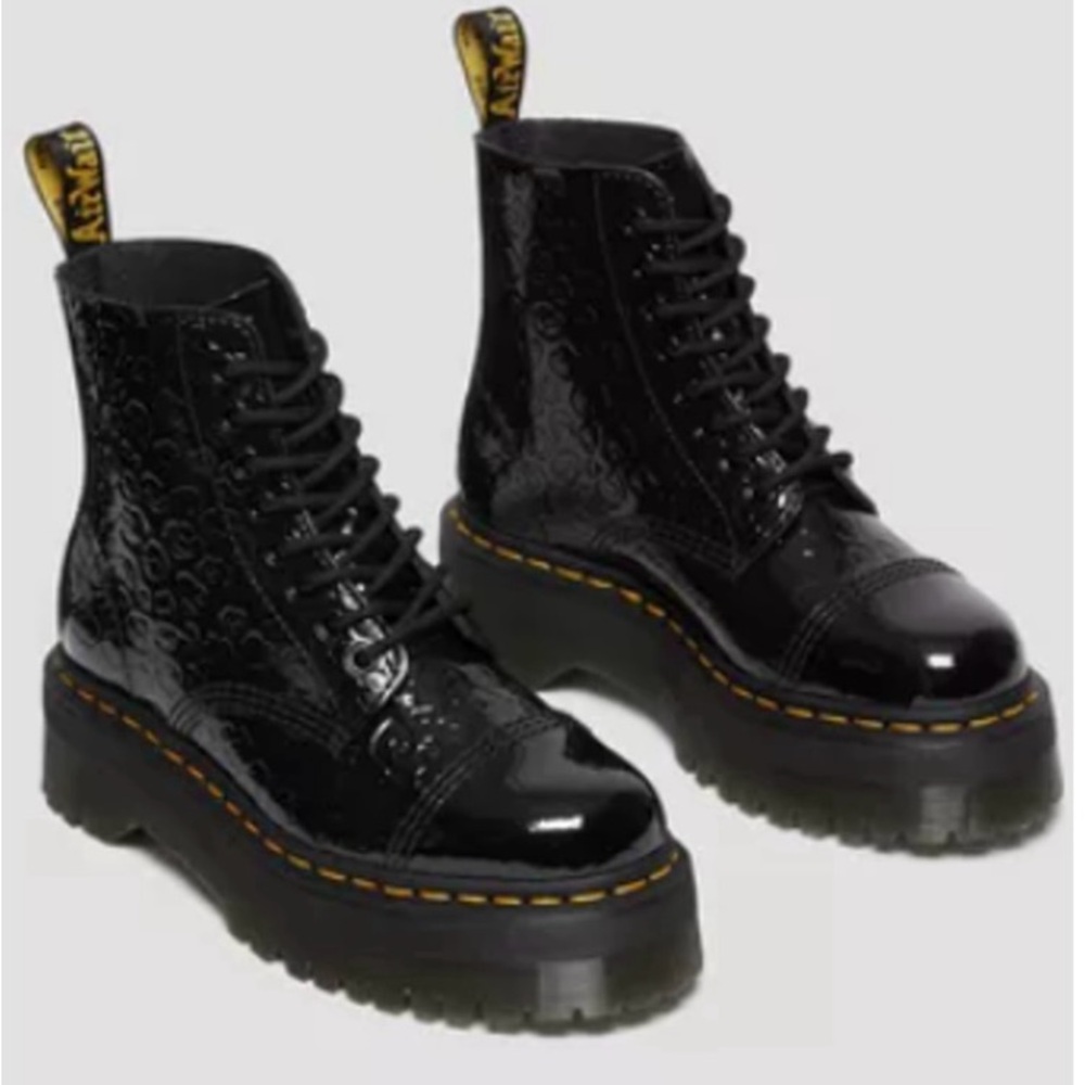 Dr. Martens, Sinclair, patent, leopard embossed print. Platform.